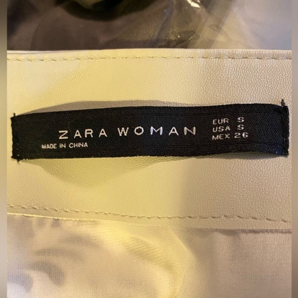 Zara Woman Size S Faux Leather Die Cut Mini Skirt With Lining Small - Picture 6 of 8